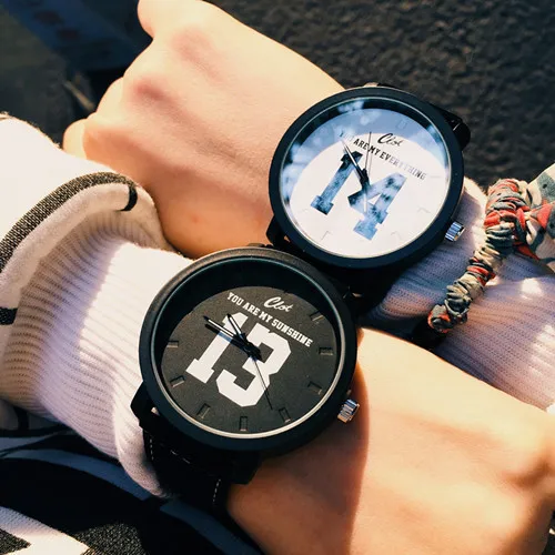 

1314 Large with Numbers Korean-style Fashion Harajuku a Pair of Black And White Couple Watch South Korea Fashion Street Students