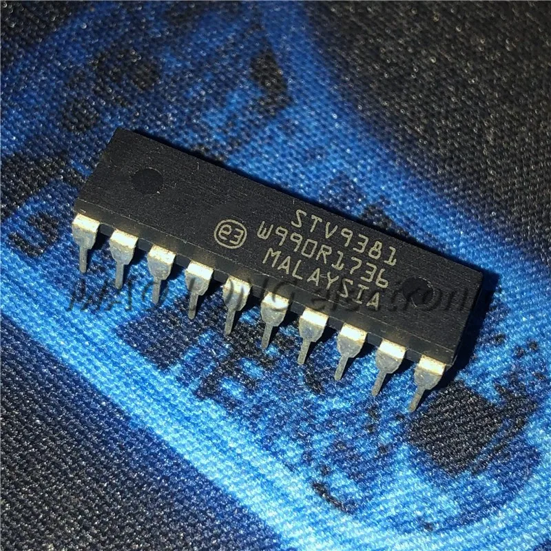 5PCS/LOT STV9381 DIP-20 HD Field Output Block photo