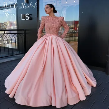 

Luxury Dubai Prom Dresses Long Sleeves Ball Gown Pink See Through Flowers Lace Special Evening Party Dress 2019 New Arrival