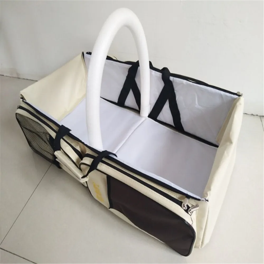 4398072394_1690347358