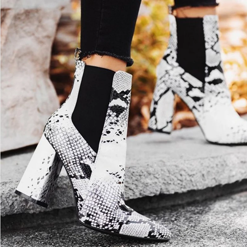 

2019 Women Ankle Boots 11.5cm High Heels Leather Stretch Autumn Plus Size 42 Punk Boots Block Heels Chunky Serpentine Fall Shoes