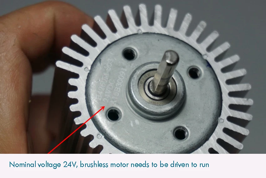 Бесщеточный двигатель с высоким крутящим моментом с радиатором, шарикоподшипники DC12-24V низкоскоростной бесшумный 775 бесщеточный мотор 2200-4500 об/мин 5 мм D вал