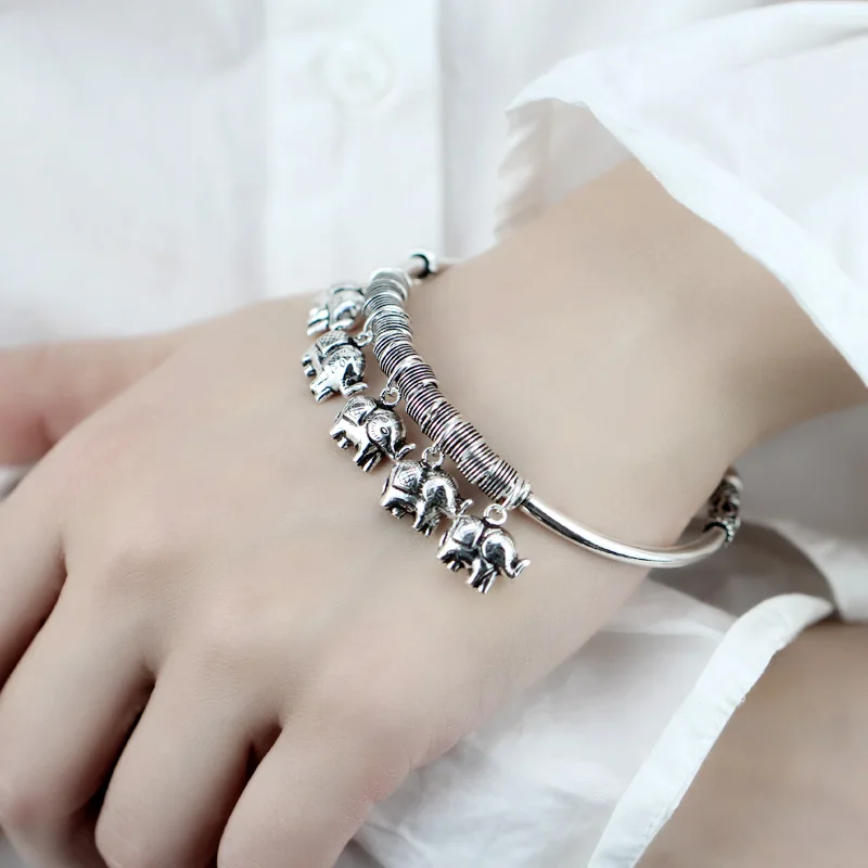 タイスターリングシルバー 60g バングル 未使用 シルバー925 タイスターリングシルバー 60g バングル 未使用 シルバー925 バンコク