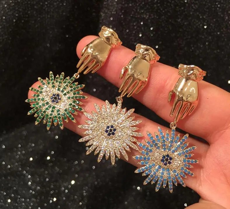 

Creative Finger Sun Flower Lucky Eye Earrings Temperament Trendy Lady Luxury Ear Accessories