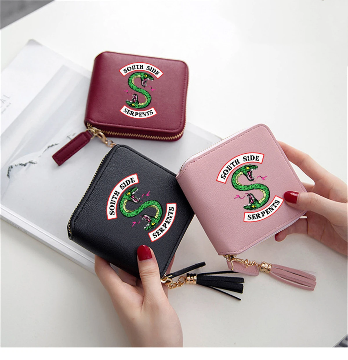 

Riverdale Wallets 3D Print Southside Serpents Tassel Wallet Women Zipper Card Bags Lady Wallets Mini Purse Cosplay TV Props