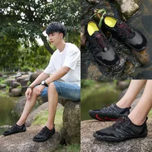 Летняя обувь для воды мужские пляжные сандалии спортивная обувь мужская быстросохнущая река море тапочки дайвинг носки для купания Tenis Masculino