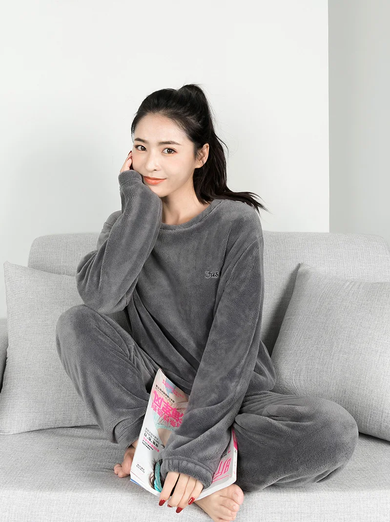 12066595648_1241320605