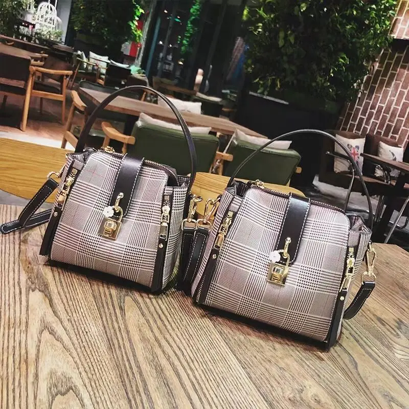 New Luxury Leather Shoulder Bag Women Quality Brand Handbags Messenger Bags Fashion Designer Geometric Door Lock Women's Handbag
