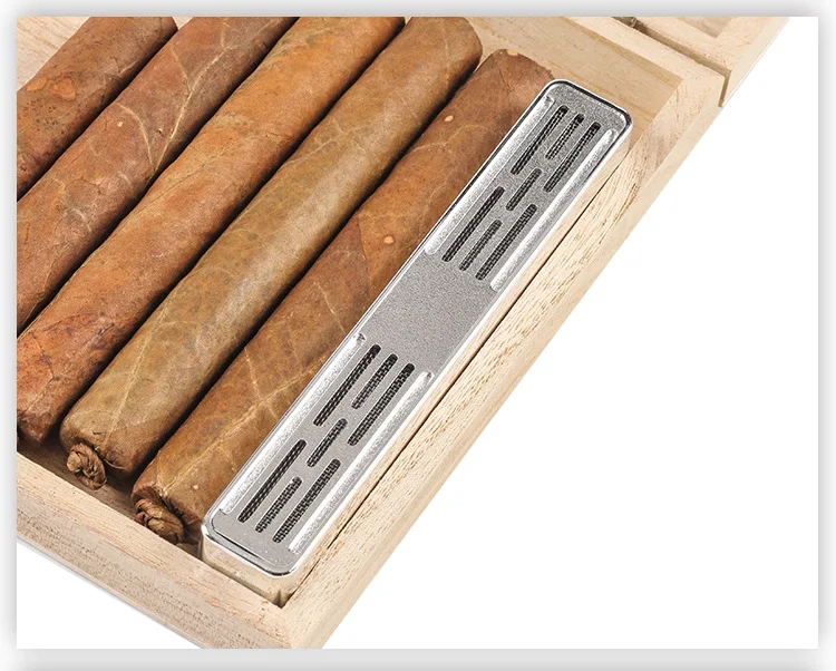 1pc Rectangular Humidor Smoking Cigar Humidor Humidifier Bar-type Tobacco Gadget for Cigar-mate