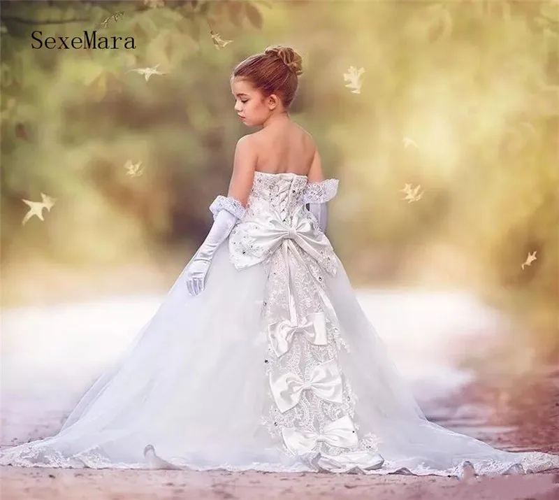 Mooie Kant Kralen Kristallen Bloem Meisje Jurken Spaghettibandjes Kids Eerste Communie Jurk Pageant Partij Jassen
