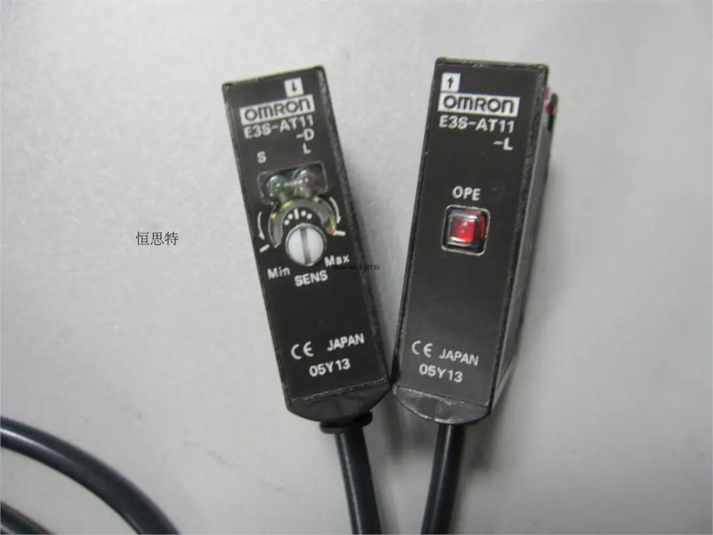 

NEW E3S-AT11 OPTO SENSOR XMITTER/RCVR HORZ Free Shipping