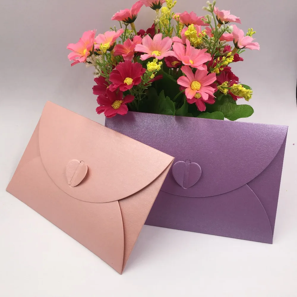 

30Pcs/Lot Multi-color Simple Envelope Flower Heart Style Paper Box For Wedding Candy Letter Toys Chocolates Macaron Storage Bag