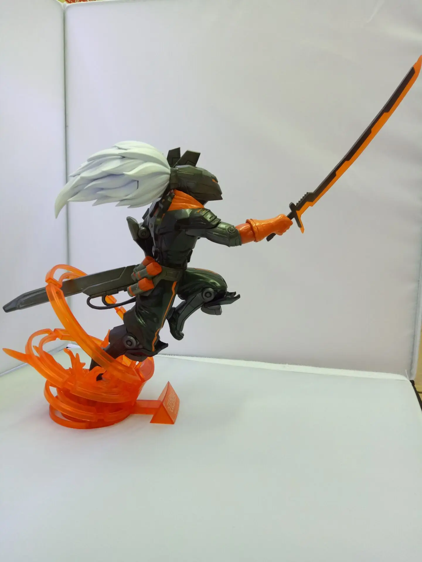 

Anime Garage Kit Hero Ah Line Source Plan Arthorn Blast Ho free n'asakii Modeling Garage Kit