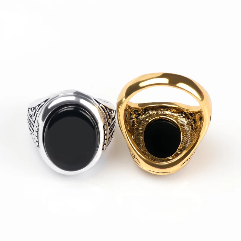 11689839393_412955062