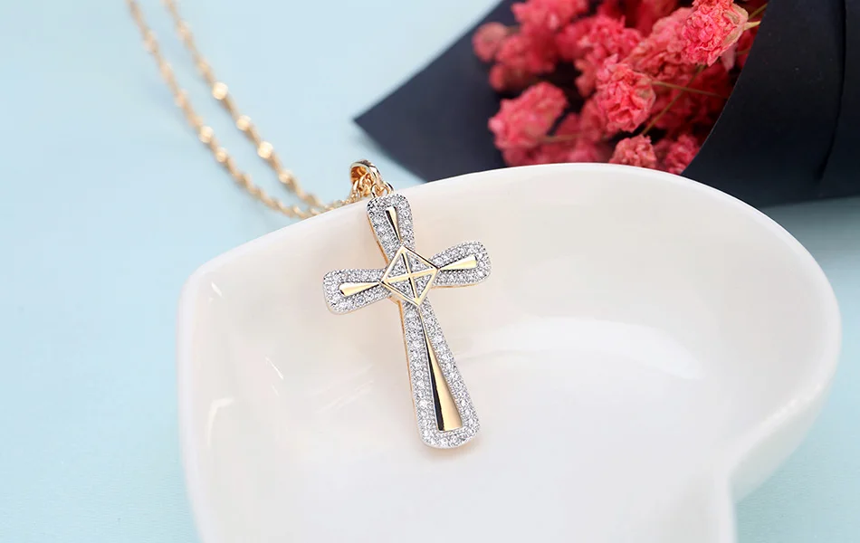 Элегантное золотое ожерелье с подвеской в виде Креста для женщин и мужчин, Трендовое классическое ожерелье с кристаллами христианского Иисуса, ювелирное изделие, подарок