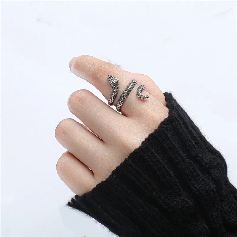 10797260926_694448036