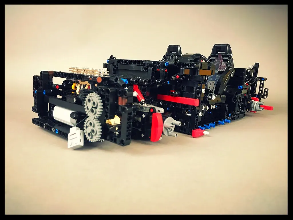 MOC 32829 Honda CR-Z by Loxlego with 3326 pieces