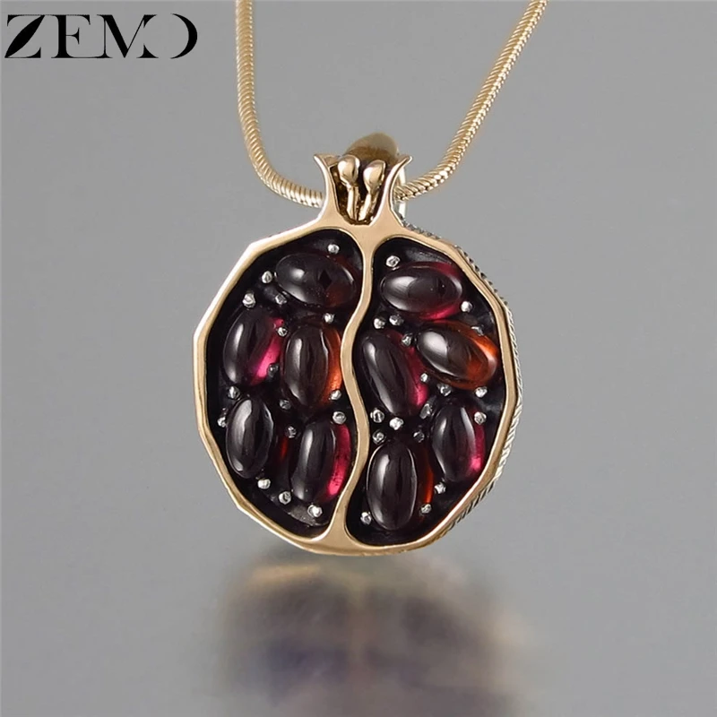

ZEMO Women's Gold Pomegranate Pendent Necklaces Plant Clavicle Charm Necklace Vintage Personalized Neck Jewelry Female Accessory