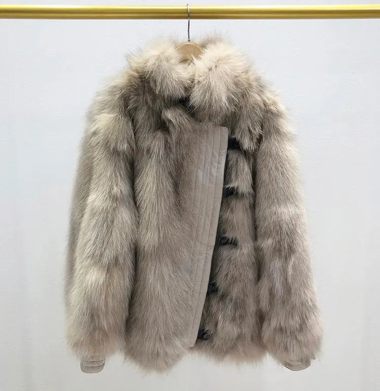 light camel Зимняя куртка из натурального Лисьего меха, пальто для женщин, уличная одежда, пуговицы, длинный рукав, свободный женский толстый помпон из натурального меха, пальто, верхняя одежда - Цвет: light camel