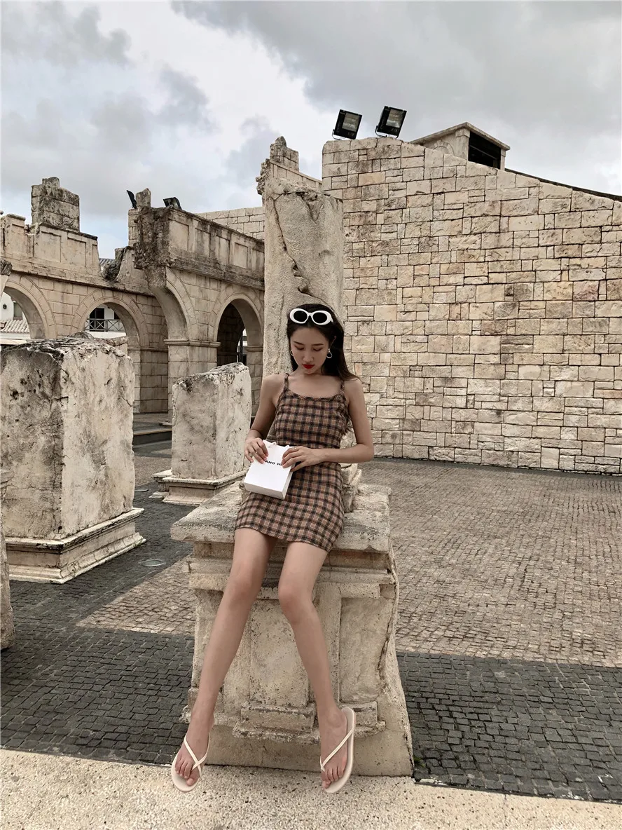 Summer new retro plaid dress temperament French niche dress high waist slim dress dropshipping pull punk