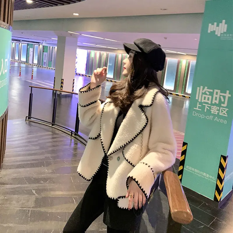 

Lamb Wool Coat for Women New Autumn and Winter Fleece Thickened All-Matching Black Kafuu Woolen Coat