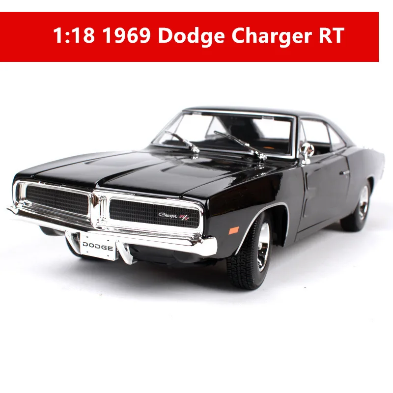 Maisto 1:18 Dodge классический автомобиль сплав модель автомобиля моделирование автомобиля украшение коллекция Подарочная игрушка Литье под давлением модель игрушка для мальчиков - Цвет: 1969-RT