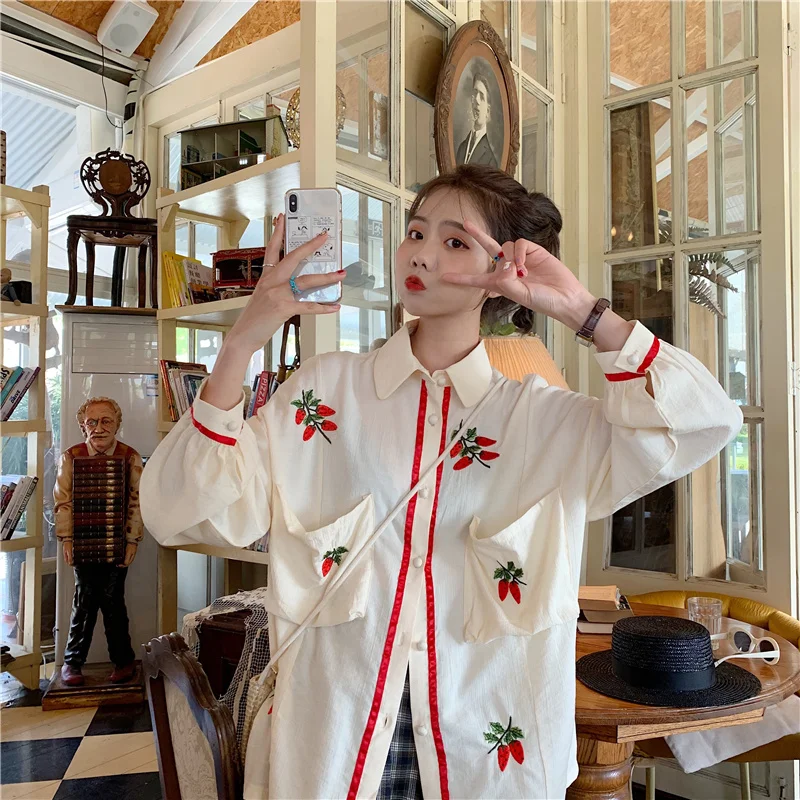 Забавная милая блузка с вышивкой клубники, с карманами, каваи, с пышными рукавами, женская рубашка, сорочка, Femme Chemisier, Blusa Mujer Camisa