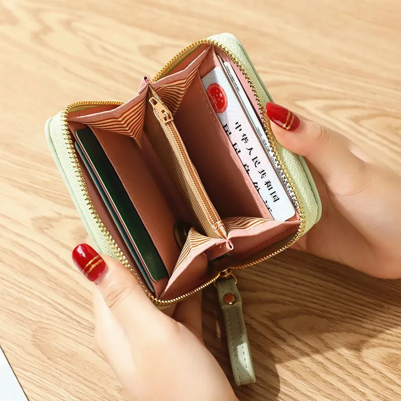 20729867051_472843356