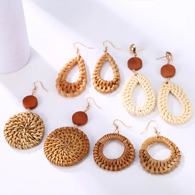 

HOCOLE Fashion Weave Wooden Drop Earrings For Women Geometric Big Hollow Out Rattan Knit Hanging Dangle Earring Female Jewelry
