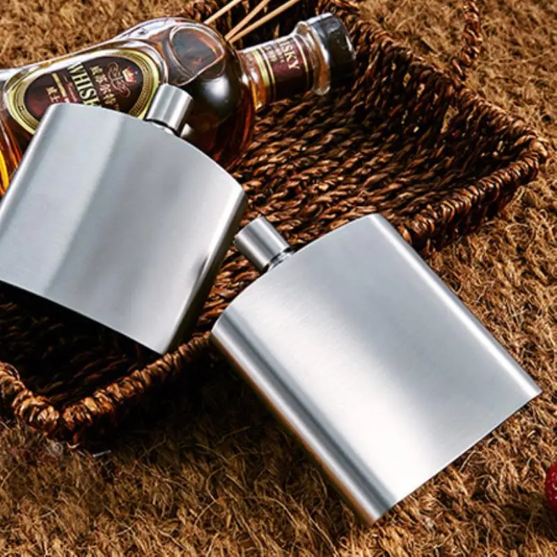 New Stainless steel hip flask camping outdoor portable portable mini hip flask