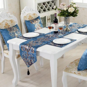 

Wardrobe Hot Stamping Fashion Classic Modern Luxury Decorative European Style Table Runner Flag Floral Home Cloth Refrigerator