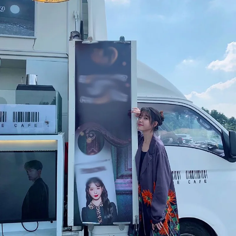 IU De Luna, стиль знаменитостей, Свободный плащ средней длины, пальто в стиле ретро с принтом подсолнуха, осенняя одежда