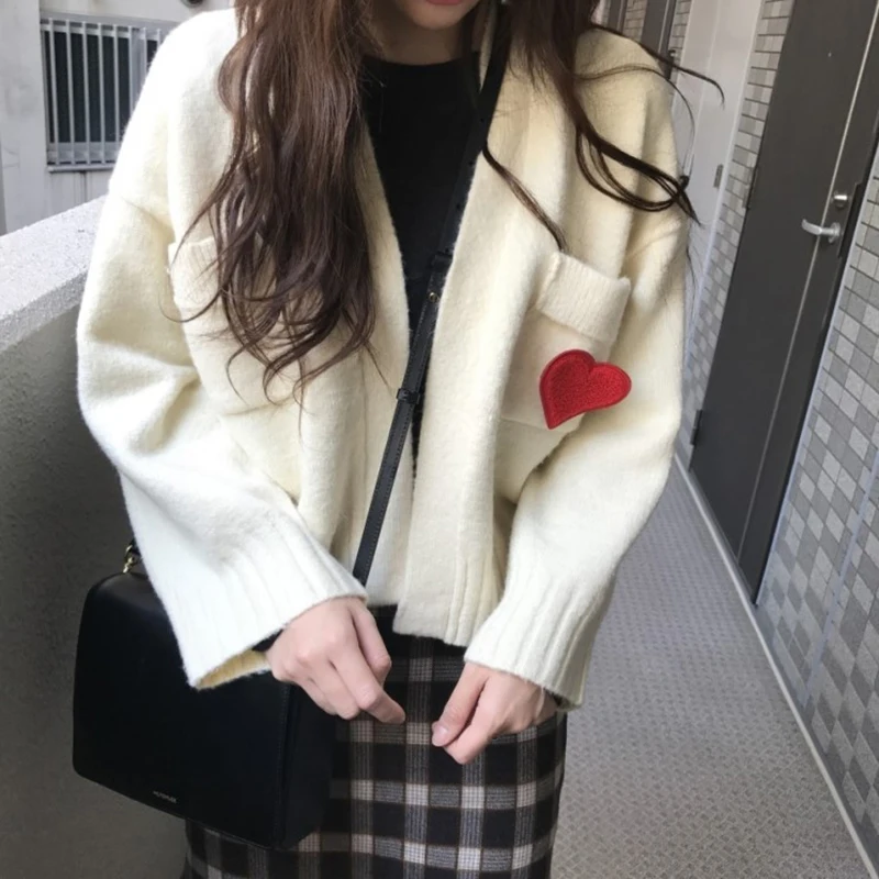 

Rabbit Cashmere Knitted Cardigan Sweater Women Winter Jumper Coat Heart Korean Harajuku Casual Sweater Loose Long Sleeve V524