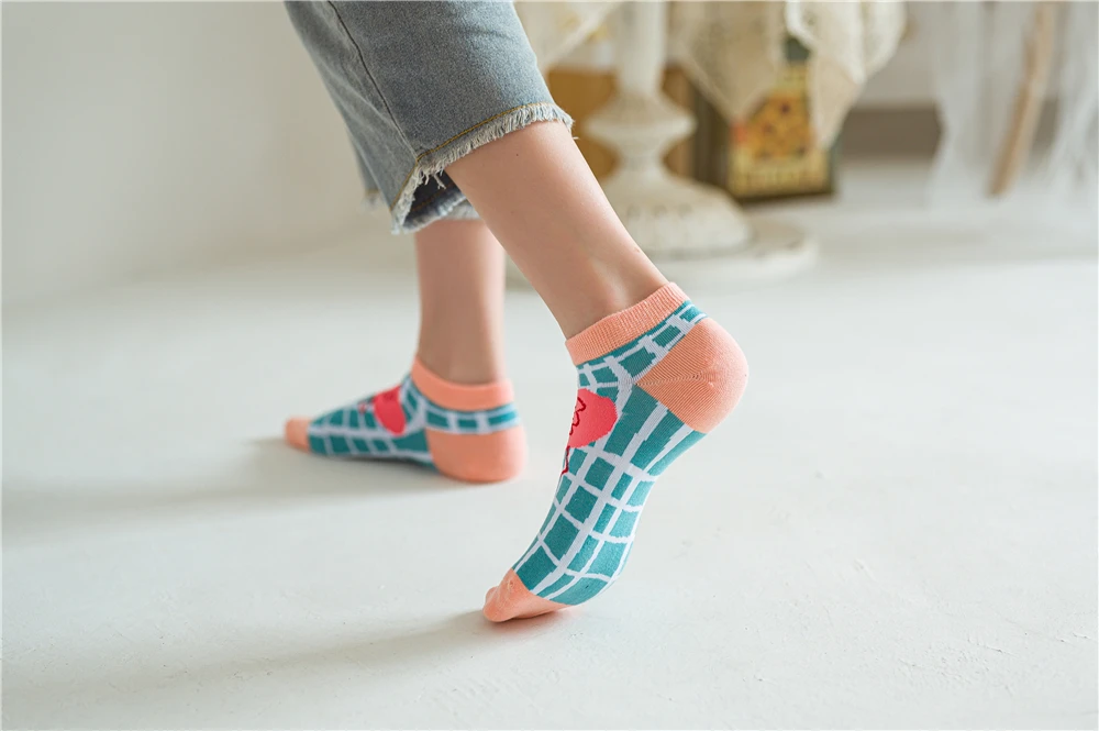 Neue kurze Söckchen mit Flamingo-Muster für Damen, bunt, Harajuku, lustig, Preppy-Stil, gestreift, Gittermuster – Detail 32