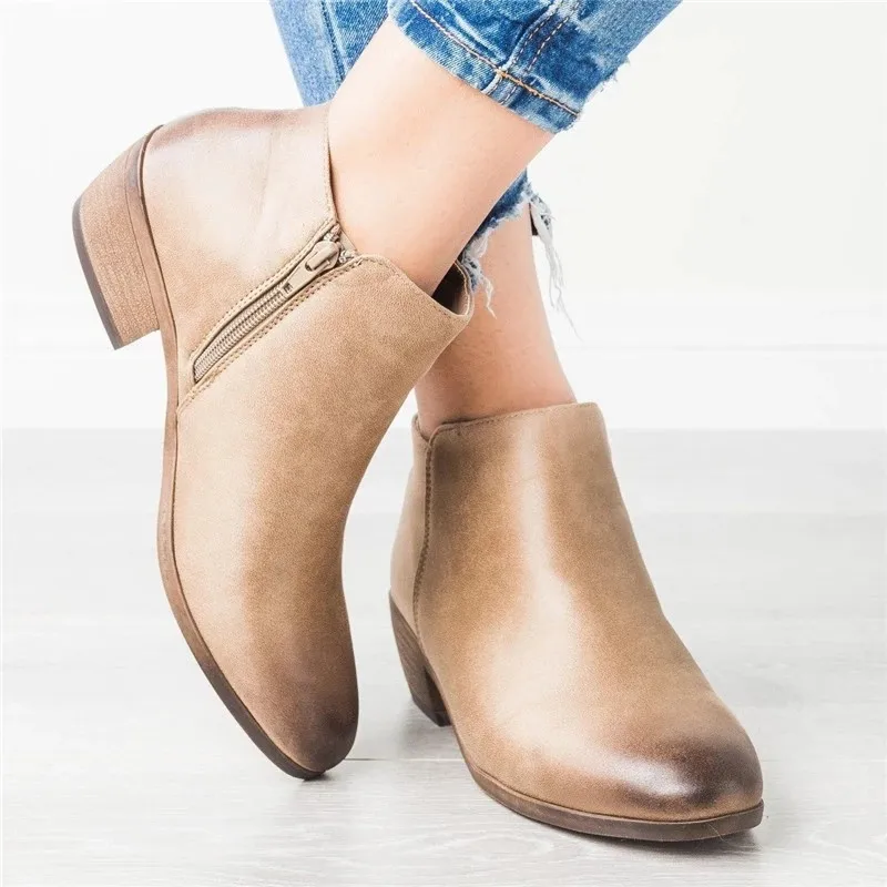 

2019 Summer Women's round-Toe Europe And America WOMEN'S Leather Boots Side Zipper Martin Boots Ankle Boots Low Heel WOMEN'S Sho