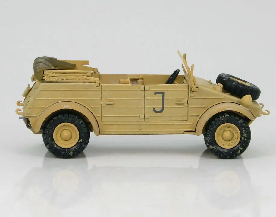 HM kubelwgen type 82 Afrika-Corpss PzAbt 501 HQ компания обслуживания Tunisia 1943 1/48 литья под давлением модель грузовика