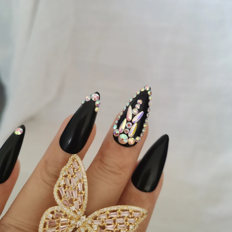 Glamorous Black Crystal Nail Set