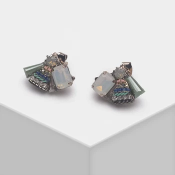 

Amorita boutique Cute handmade sector stud earrings