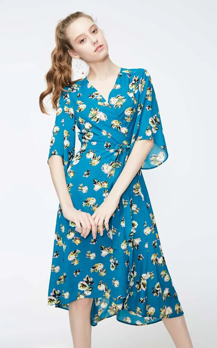 Vero Moda женское платье с цветочным принтом и кружевными рукавами | 31916Z510