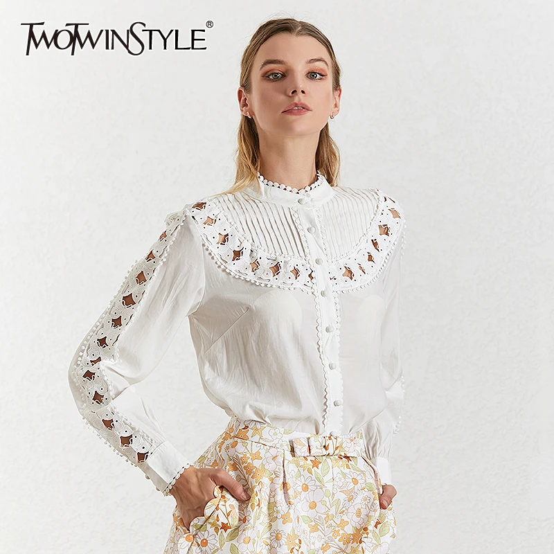 TWOTWINSTYLE выдалбливают Лоскутная Женская рубашка стоячий воротник фонари рубашки с длинными рукавами Блузка женская Летняя мода Новинка