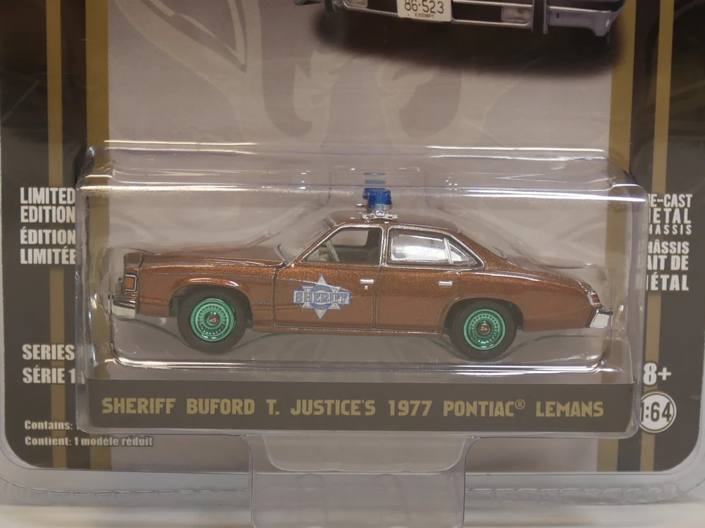 Зеленый свет 1: 64 Sheriff Buford T. Justice's 1977 Pontiac Lemans литой модельный автомобиль (зеленая