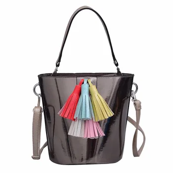 

Fashion New Bucket Bag Women High Quality Large Capacity Handbag Lady Tassel Shoulder Bag Simple Messenger Bag