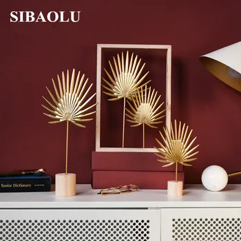 

Nordic Style Iron Banana Leaf Ornaments with Wooden Base Minimalist Crafts for Desktop TV Table Home Office Desktop Decoration