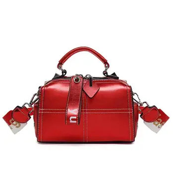 

2020 new trend female bag explosion style shoulder bag slung soft leather portable pillow bag