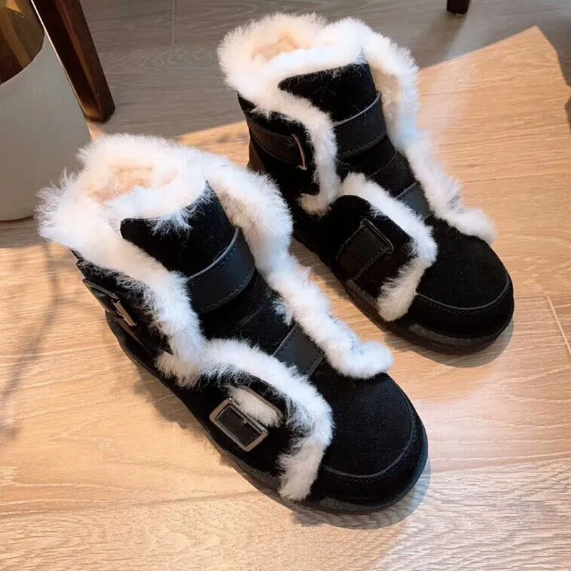 Women's snow boots Winter big size thick bottom warm ankle boots Winter new fashion leather wool motorcycle Martin boots boty