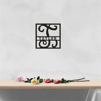 

Wooden Custom Family Name Wall Decoration Hanging Unique Couples Anniversary Party Gifts Personalized Wedding Accessory Supplies