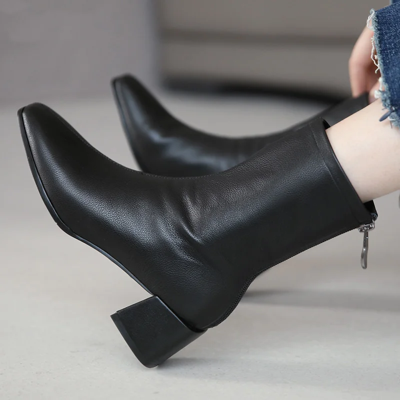 

2020 Autumn Winter Newest Women Square Toe Ankle Boots Patent Leather High Heels Dancing Party Shoes Woman Fashion Stretch Boots