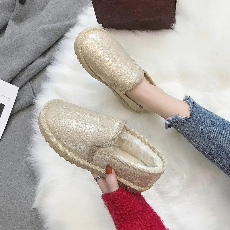 

Koovan Winter Cotton Shoes Female 2019 New Plus Velvet Warm Winter Fashion Students Waterproof Bread Shoes Snow Boots Women Low