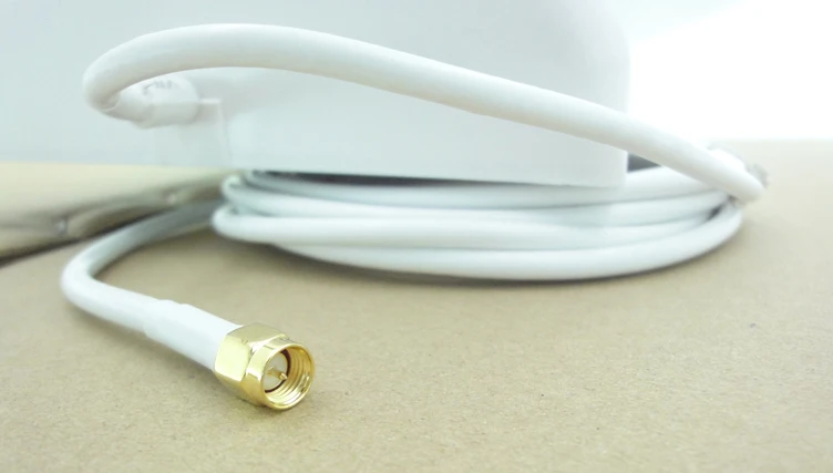 4G indoor patch antenna 14dBi LTE SMA panel antenna 700 2700MHz 4G indoor signal high gain 1 4G indoor patch antenna 14dBi LTE SMA panel antenna 700 2700MHz 4G indoor signal high gain 5