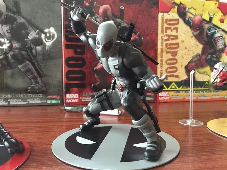 KOTOBUKIYA Marvel X-men X-Man в сборе Дэдпул красный серый в коробке гаражный комплект
